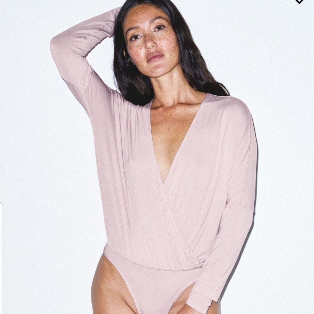 Long Sleeve Drape Bodysuit

In Mauve